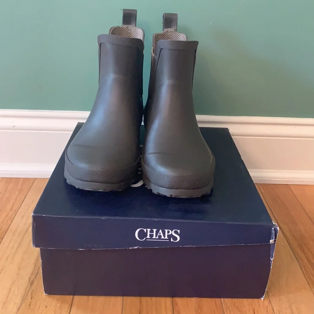 Chaps Black Chelsea Rain Boots Waterproof‎ Ankle Booties Women’s Size 6